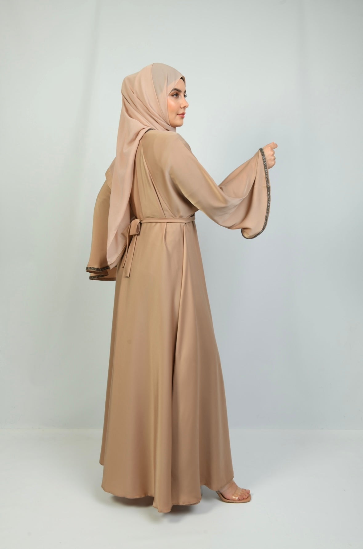 Hana Open Eid Abaya