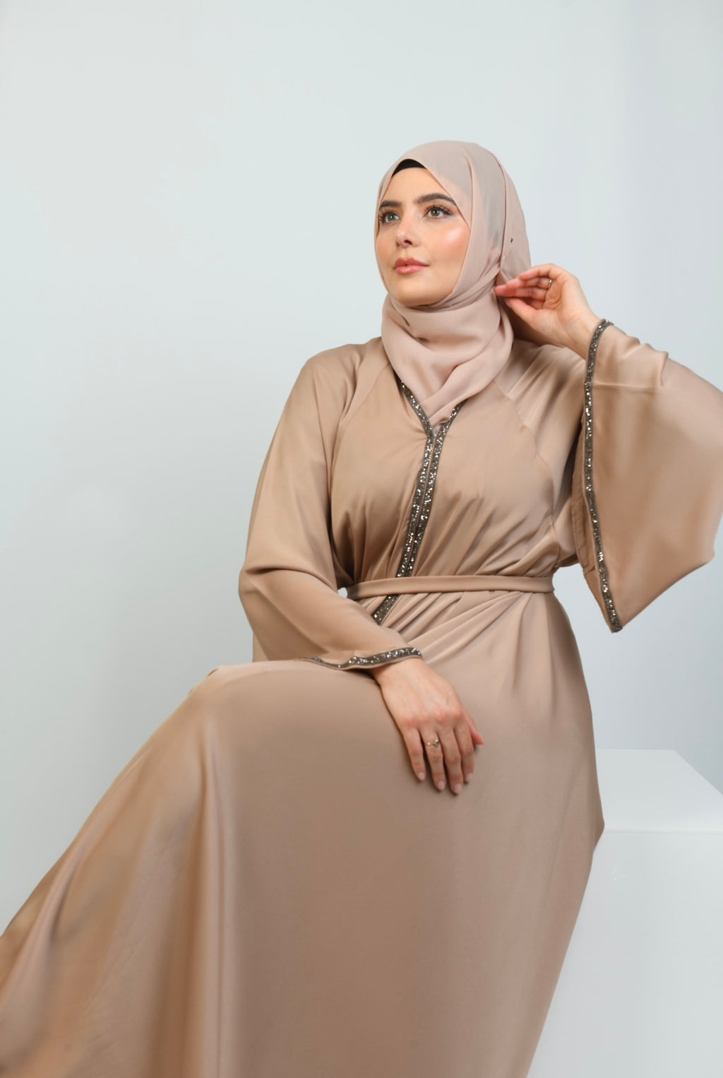 Hana Open Eid Abaya