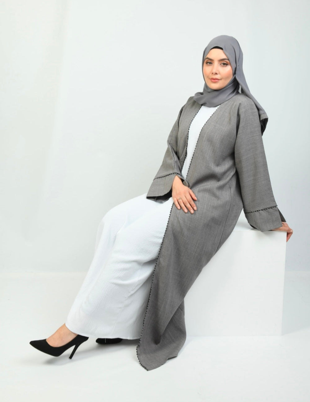Grey & White Farah Abaya, three-piece set featuring a flowy grey kimono and white under dress