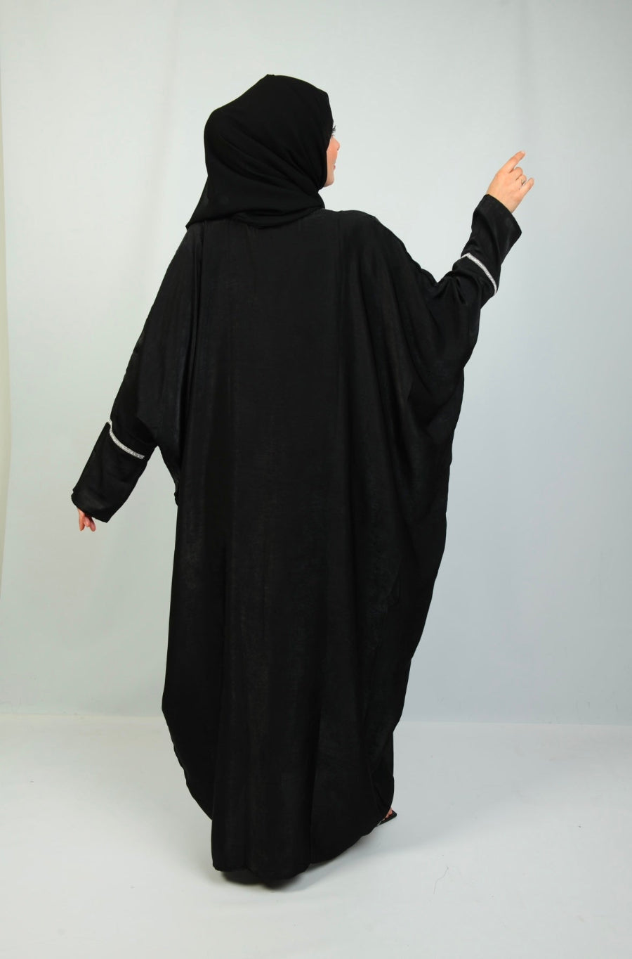 Women's Luxury Arwa Diamanté Open Abaya in black
