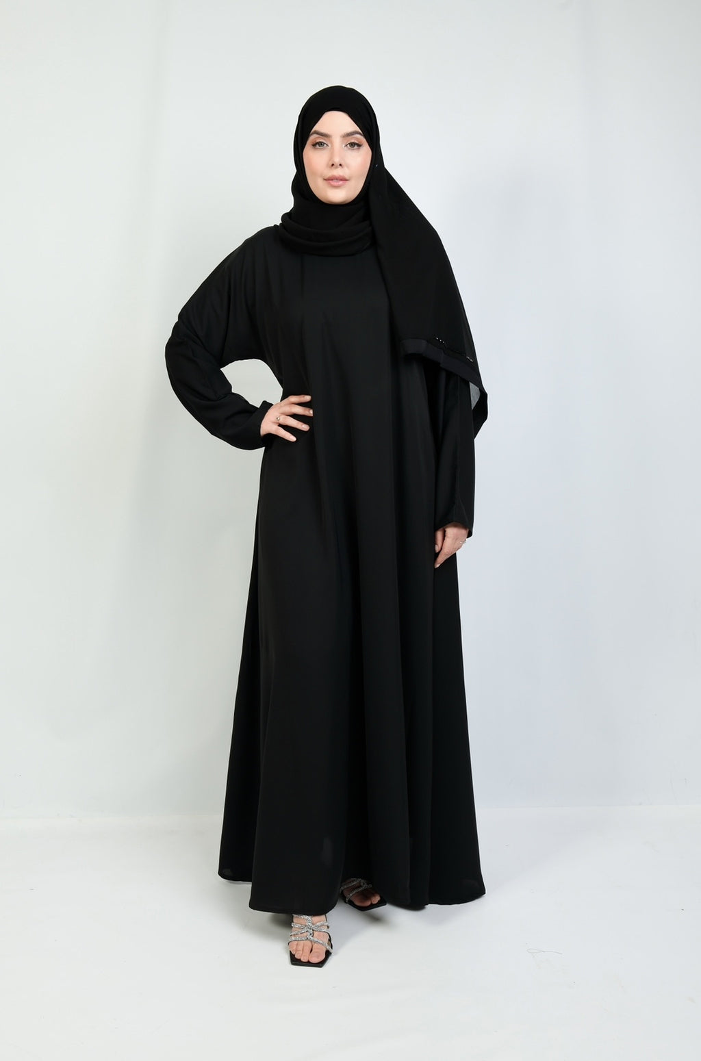 traditional 2 piece black Abaya for women with hijab